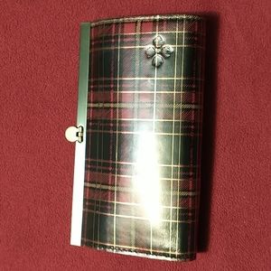Patricia Nash clutch wallet